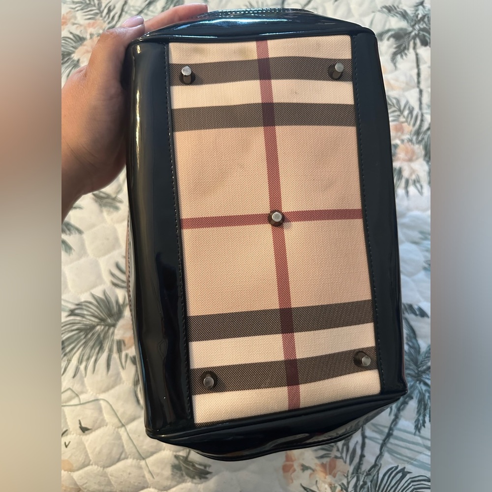 Burberry Nova Check Tote 🧡⭐️ - Picture 5 of 7